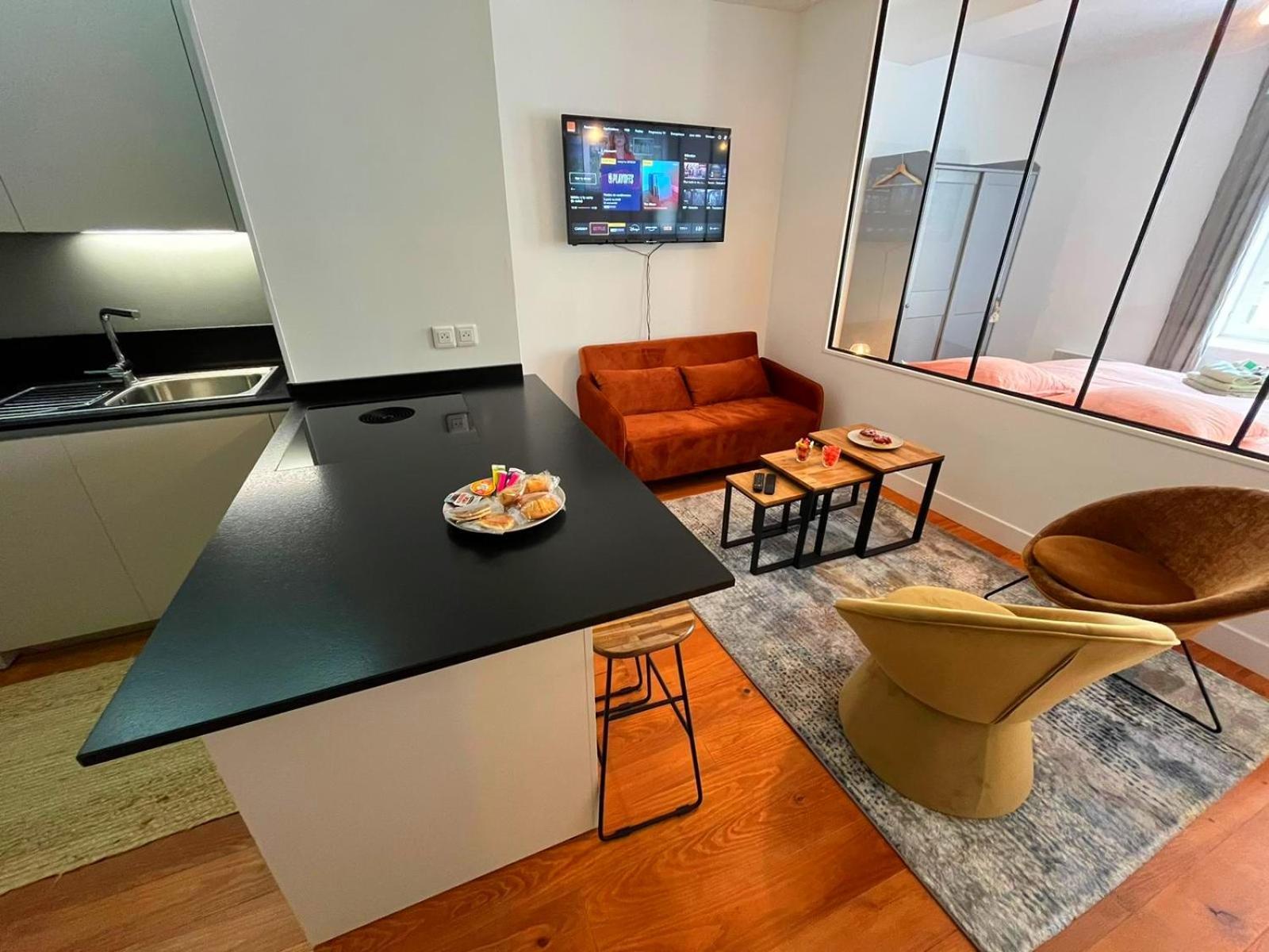 Elegant Studio En Hypercentre Dans Le Quartier Historique Anime Avec Parking Gratuit Caen Kültér fotó