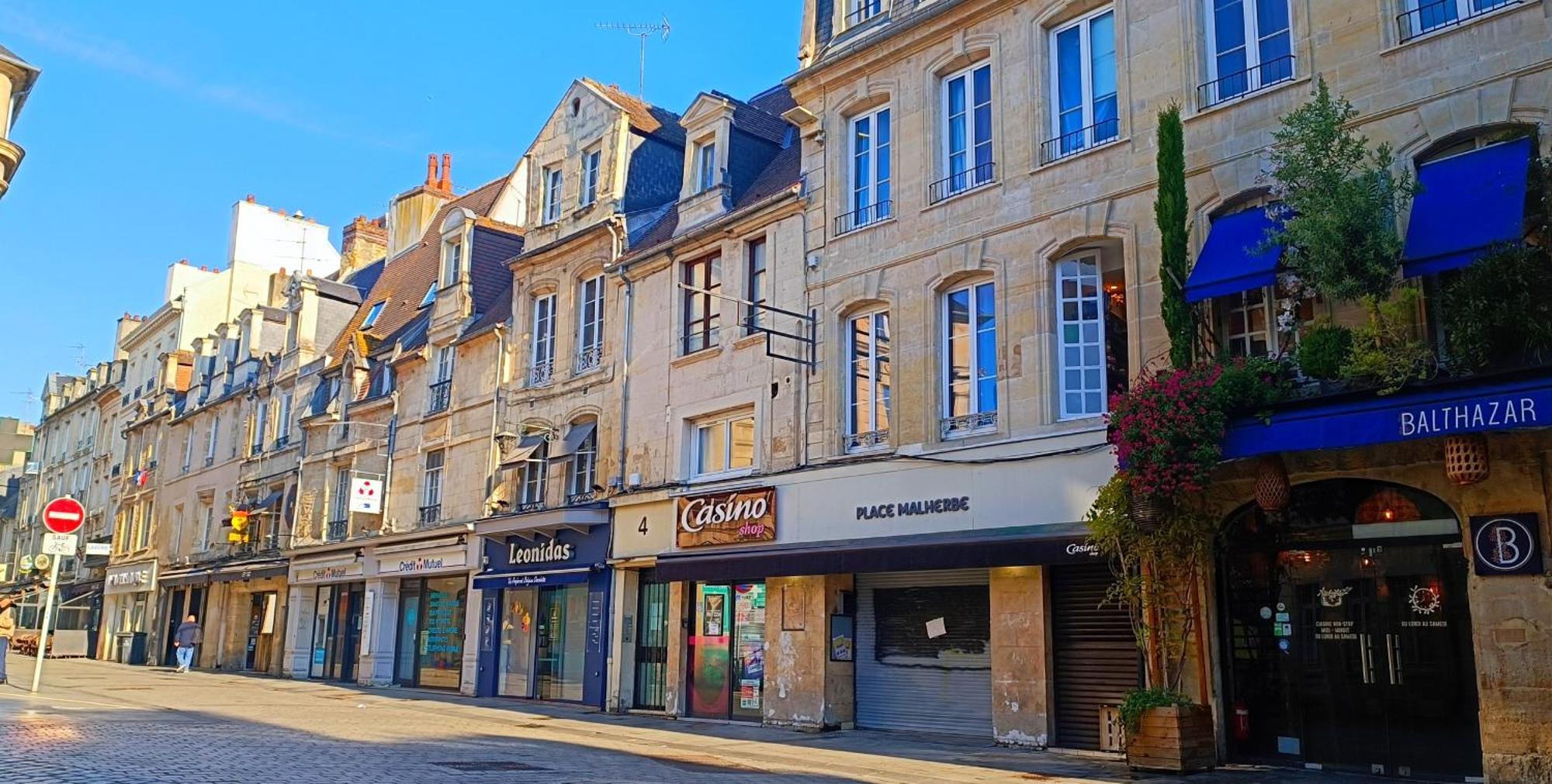 Elegant Studio En Hypercentre Dans Le Quartier Historique Anime Avec Parking Gratuit Caen Kültér fotó